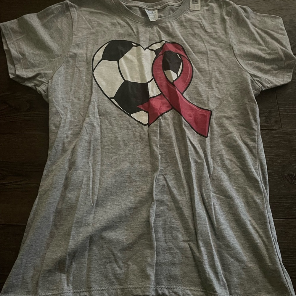 Breast cancer soccer ball tshirt women’s size large. Perfect for October - Picture 2 of 2